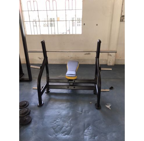 Máy Bench